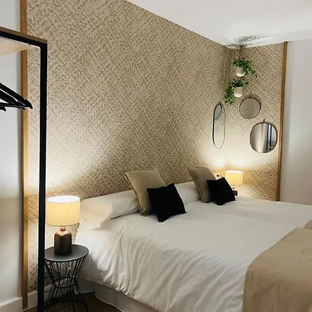 Vut - El Balcon De La Plaza - A